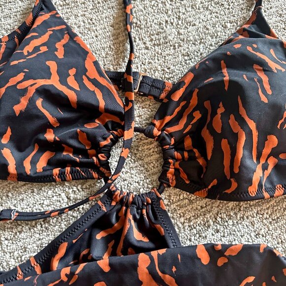 *NEW* Shade & Shore Monokini - Picture 4 of 8